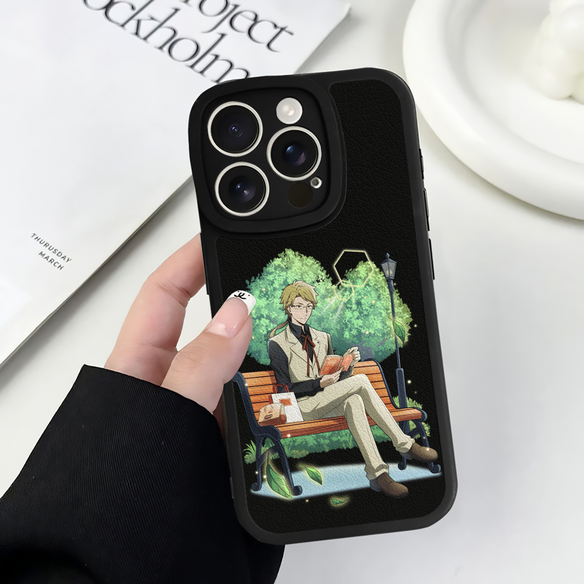 （画像用） 文豪ストレイドッグス Bungo Stray Dogs 【iPhone 16シリーズ対応】シリコンスマホケース（レザー調） 材質：シリコン